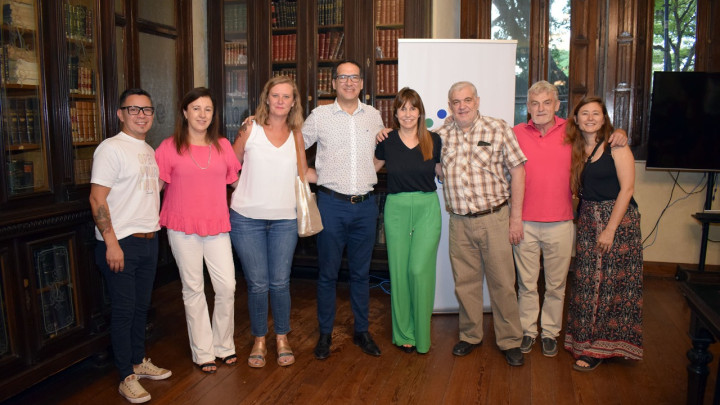 Media Sanción a Ley de Creación de 1095 Cargos Profesionales